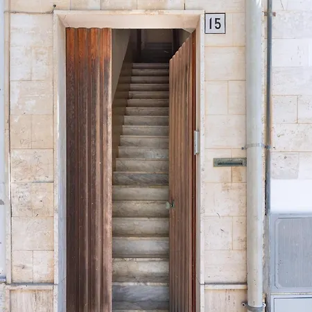 公寓 Guesthost - Tabarka's House 卡洛福泰