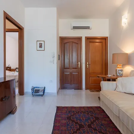 Guesthost - Tabarka's House Διαμέρισμα *